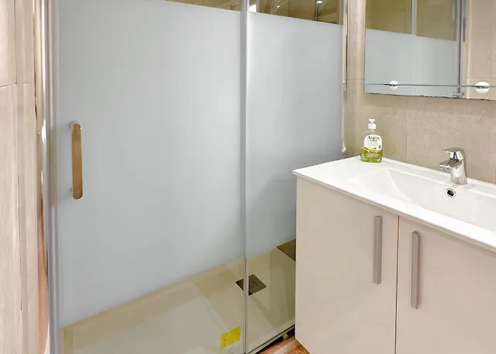 Apartamento Con Vistas Al Mar Y Parking Benidorm